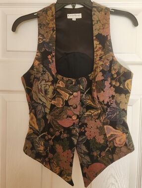 BEBE BROCADE VEST.